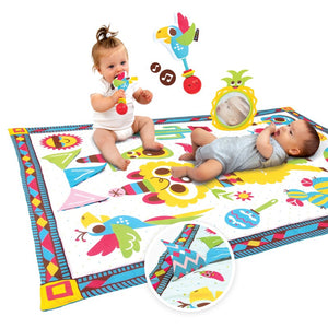 Fiesta extra large play mat with integrated pocket, practical for on the go 